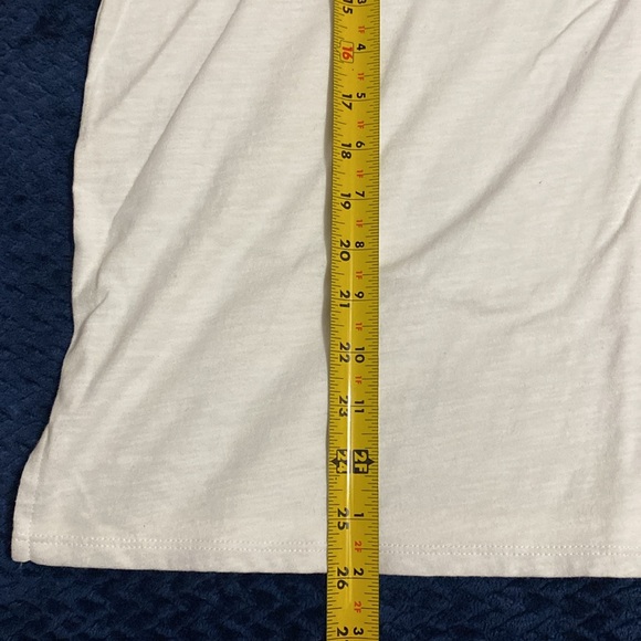 NWT Old Navy Happy Pocket TShirt Women’s size: XL - Picture 9 of 9